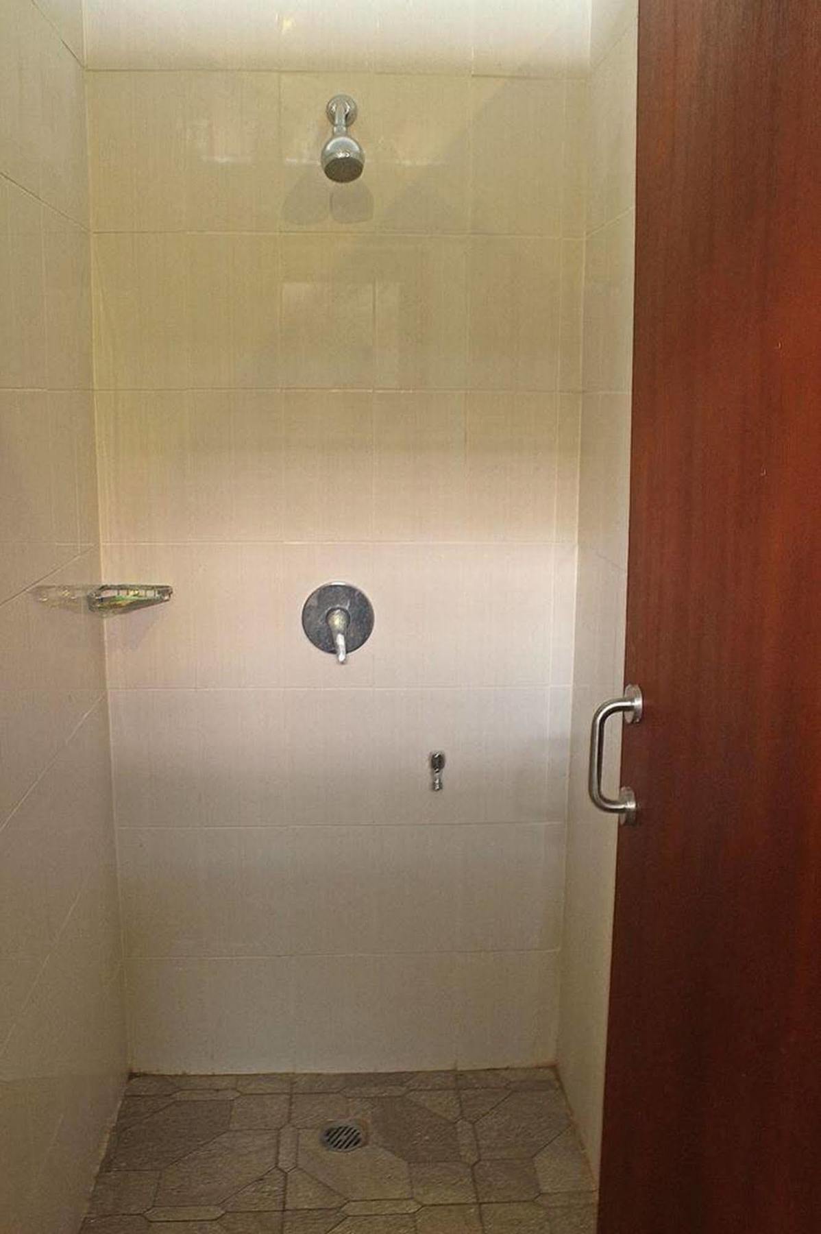 Mirah Hostel ليجيان المظهر الخارجي الصورة